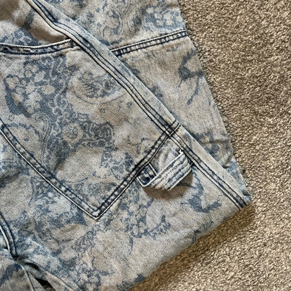 BDG JEANS - Picture 3 of 6